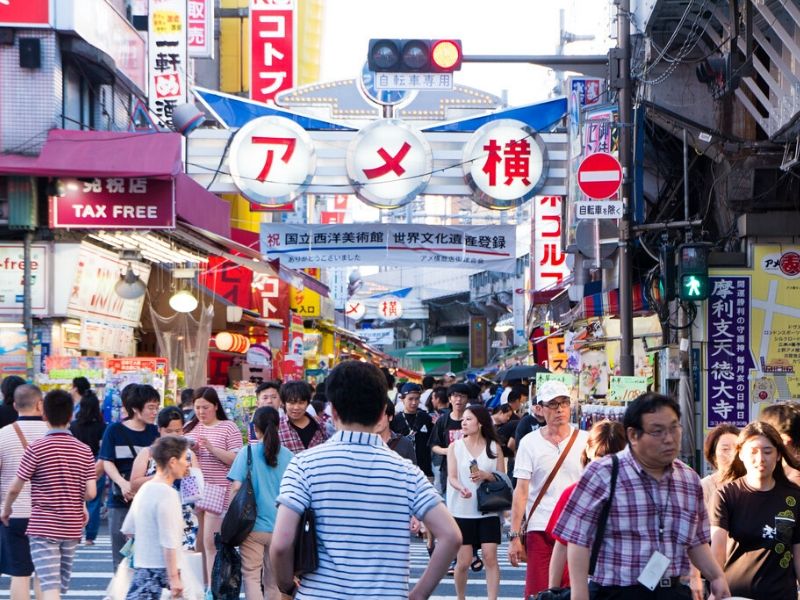 Rekomedasi Tempat Belanja Murah dan Populer di Jepang