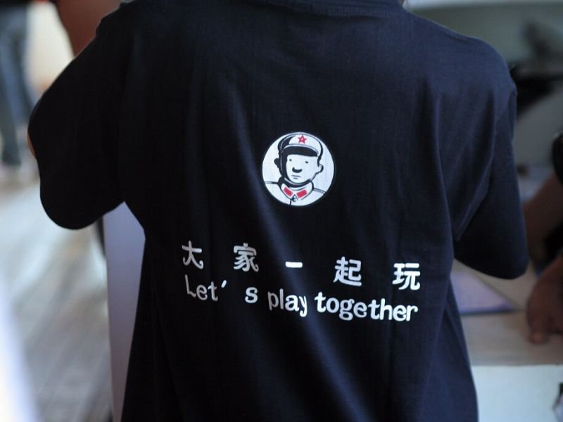 Kaos Chinglish - Sumber: Flickr