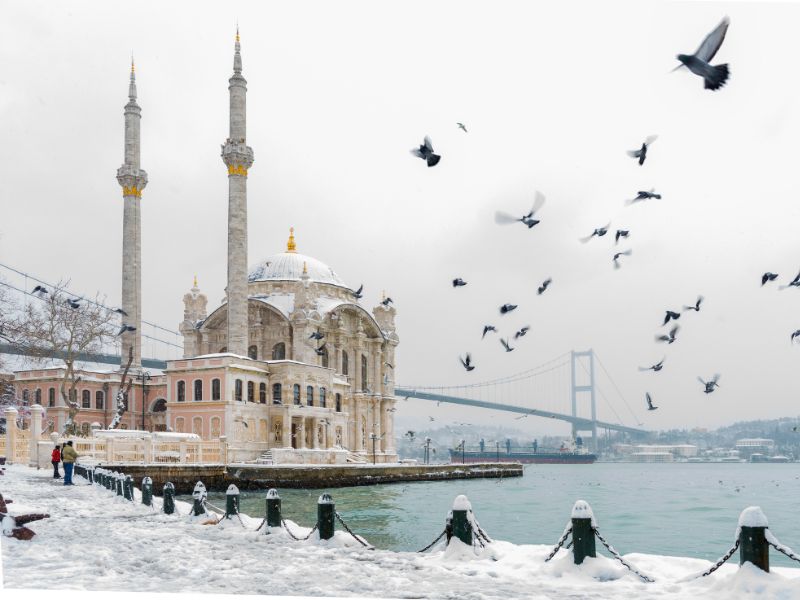 Menjelajahi Istanbul Sambil Kulineran