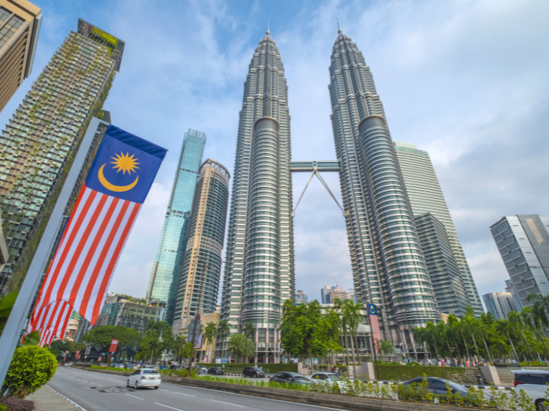 Tips Liburan Hemat ke Malaysia