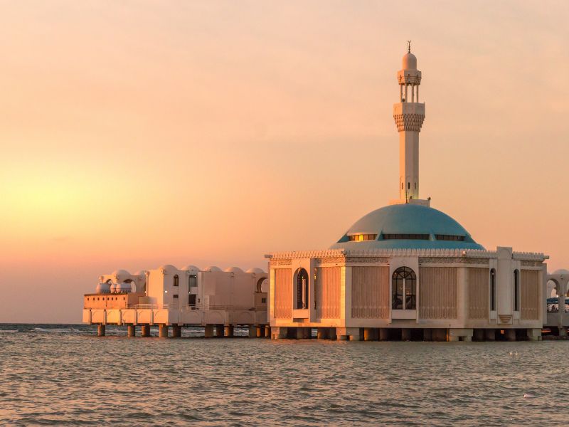 Floating Mosque atau Al Rahmah Mosque