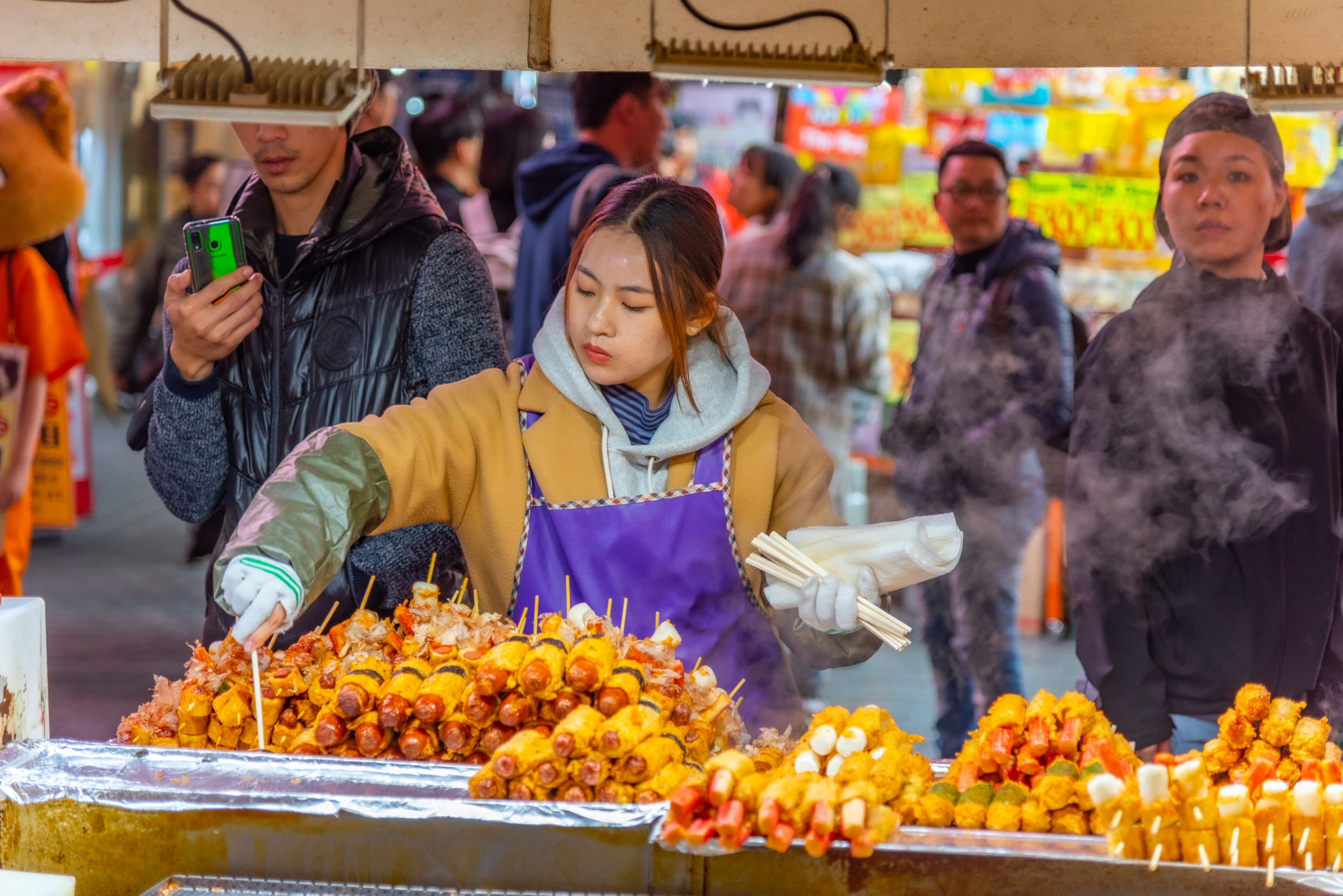 10 Street Food yang Harus Dicoba di Myeongdong