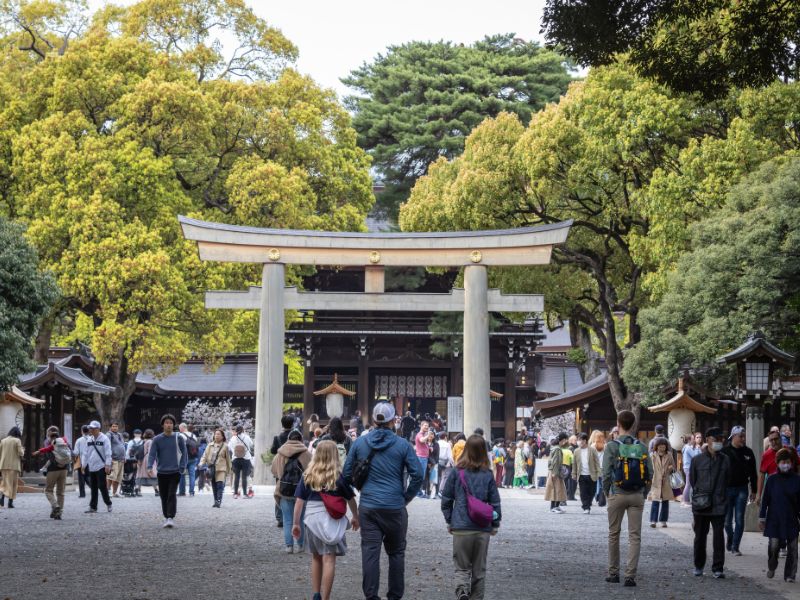 14 Kuil Cantik dan Bersejarah di Jepang yang Wajib Dikunjungi