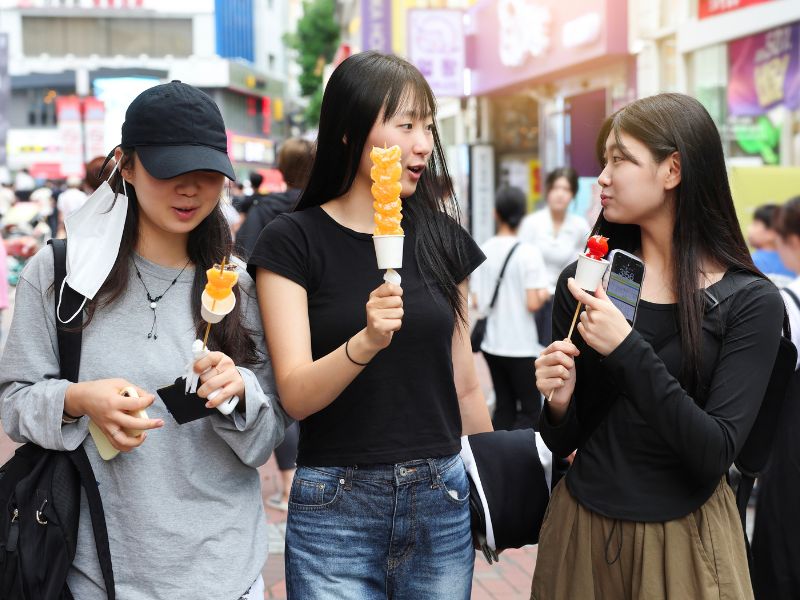 15 Street Food yang Wajib Dicoba di China: Surga Kuliner Pinggir Jalan